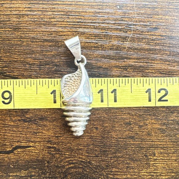 VTG Solid Sterling Silver 925 Conch Shell Design Textured Pendant Size 2" Length - Picture 12 of 13